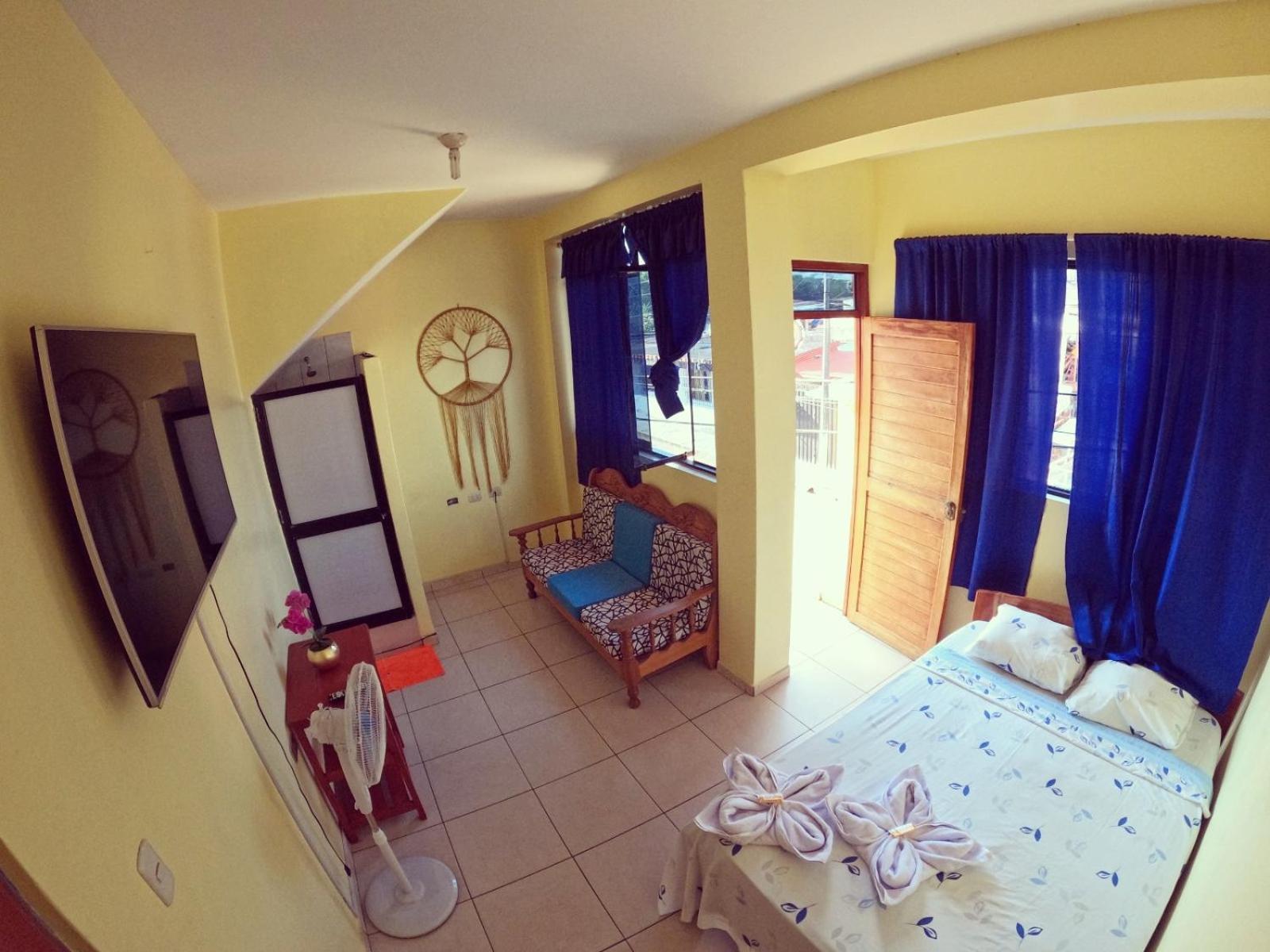 Shoffi'S House Backpackers Hotel Tarapoto Bagian luar foto