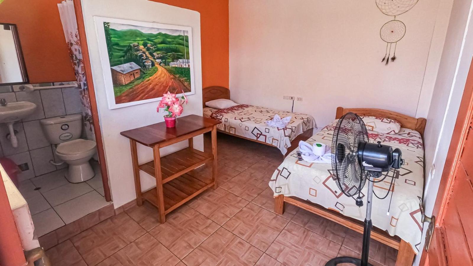 Shoffi'S House Backpackers Hotel Tarapoto Bagian luar foto